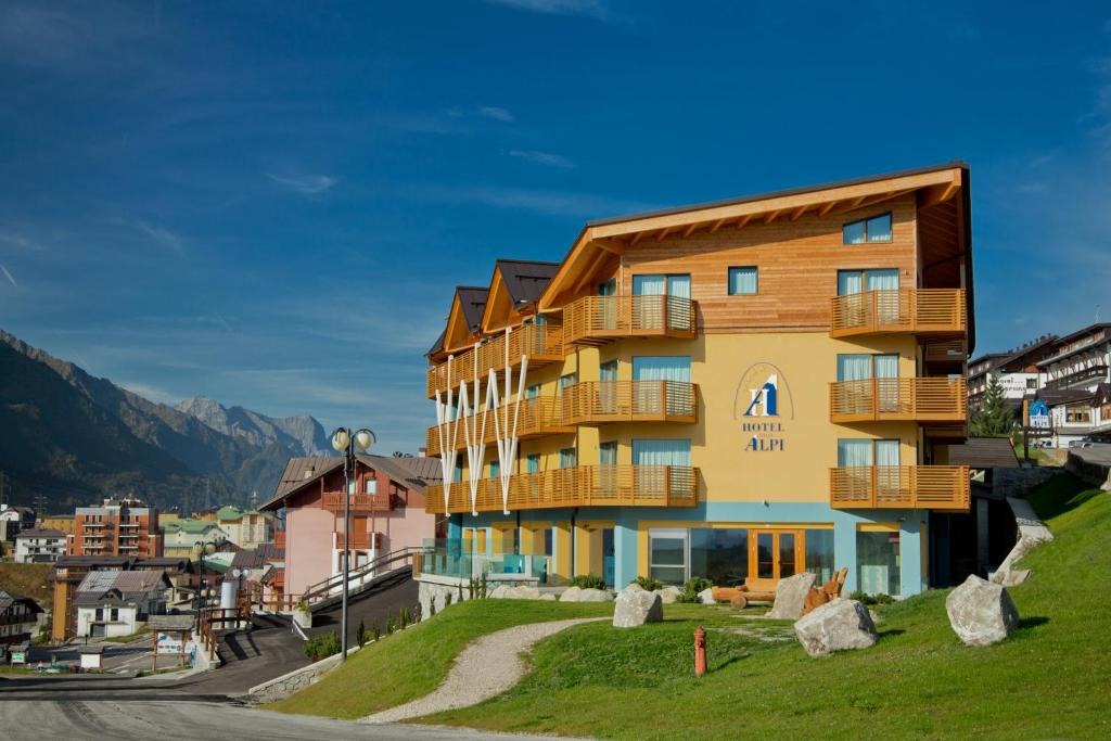 Delle Alpi