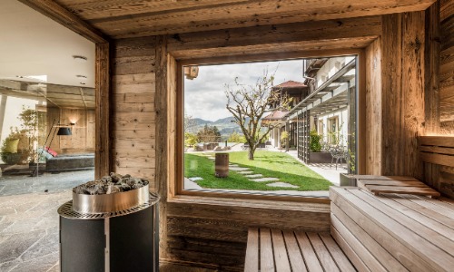 Presulis Hideaway Apartments&Restaurant