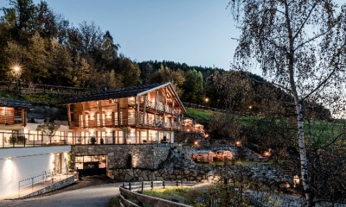 Presulis Hideaway Apartments&Restaurant