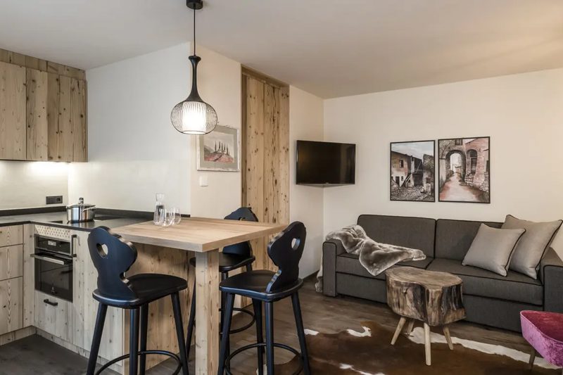Presulis Hideaway Apartments&Restaurant