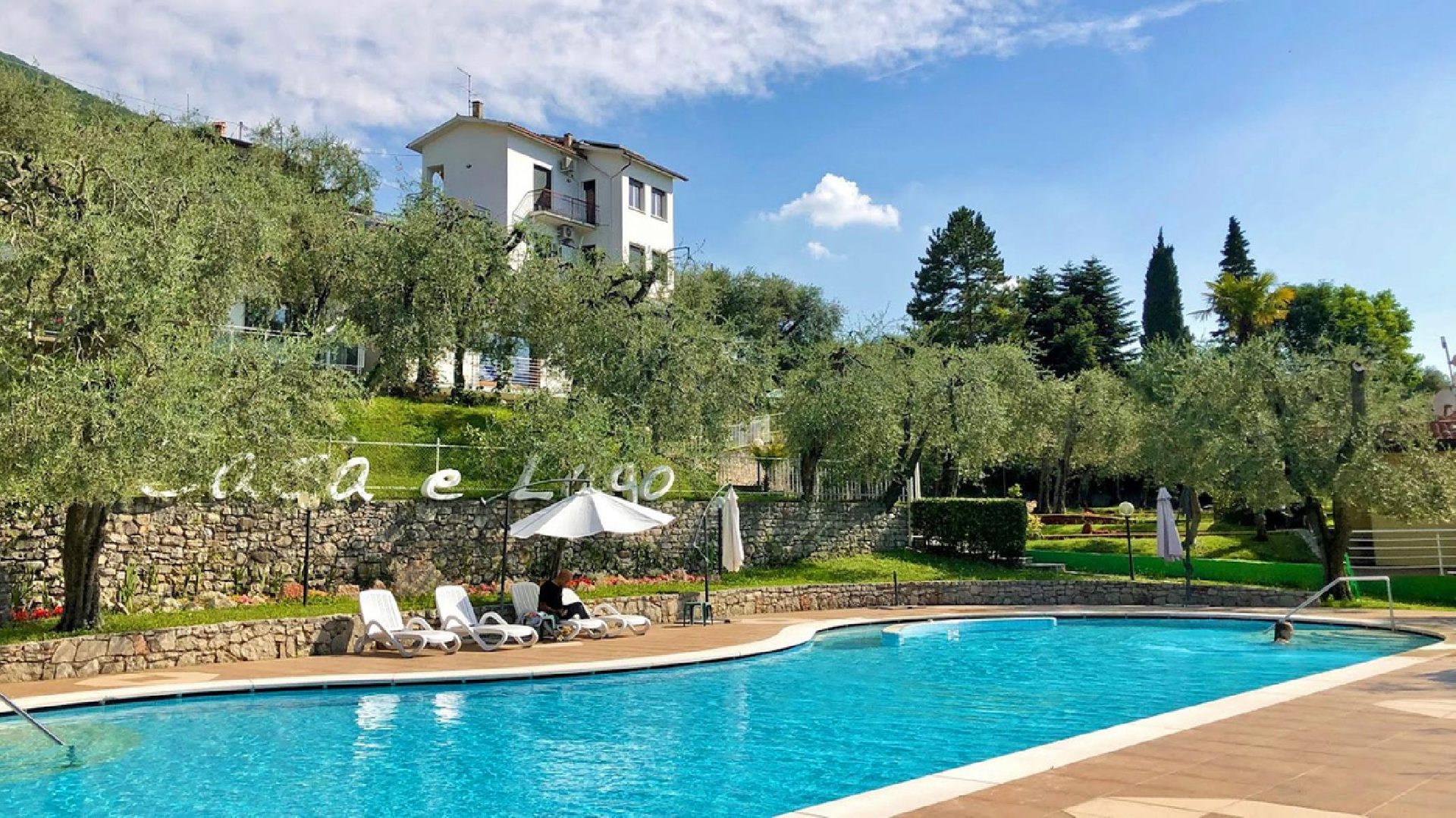 Villaggio Albergo Casa e Lago